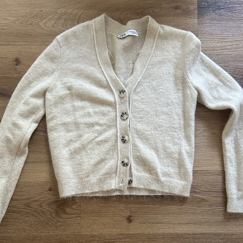 Zara Beige Button-Up Cardigan